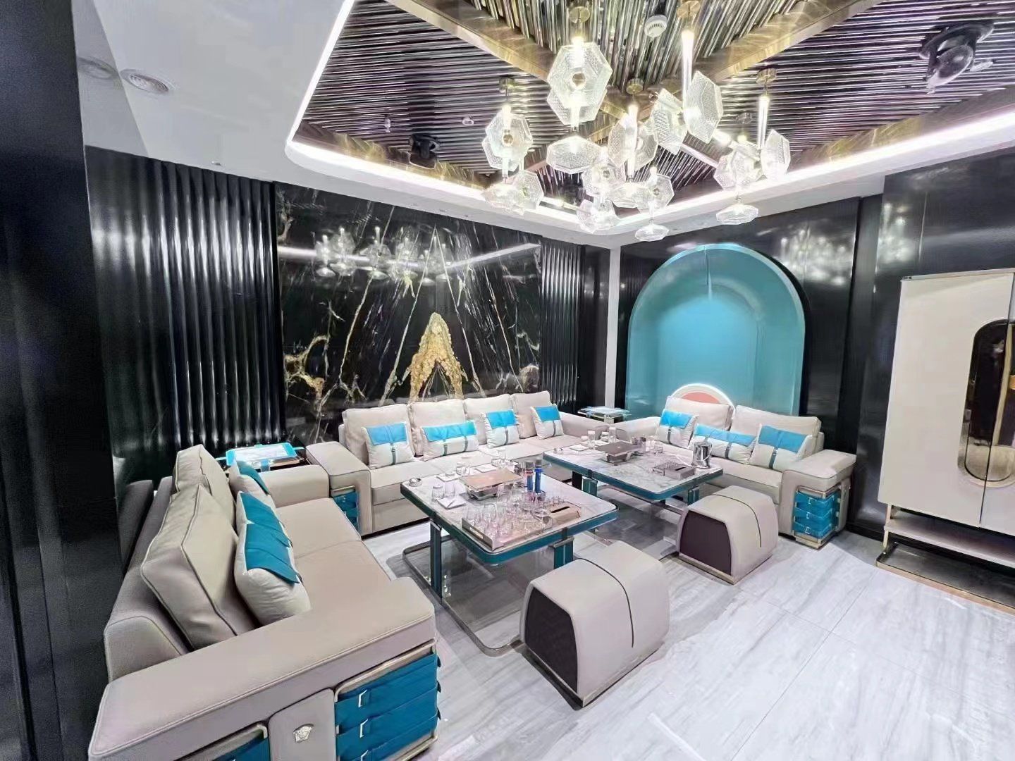 信阳商务KTV组局方法分享-浉河区ktv预定